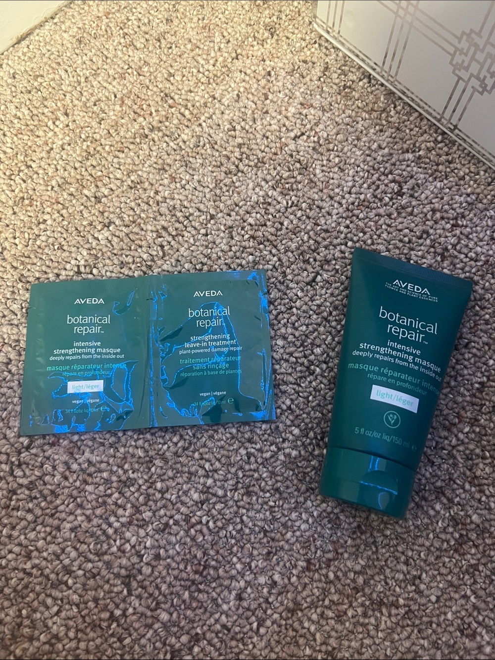 AVEDA Botanical Repair Intensive Masque - Teal Green Packaging